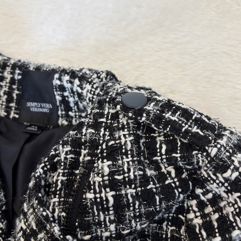 Vera Wang Black and White Tweed Blazer | Size XS - Picture 10 of 10